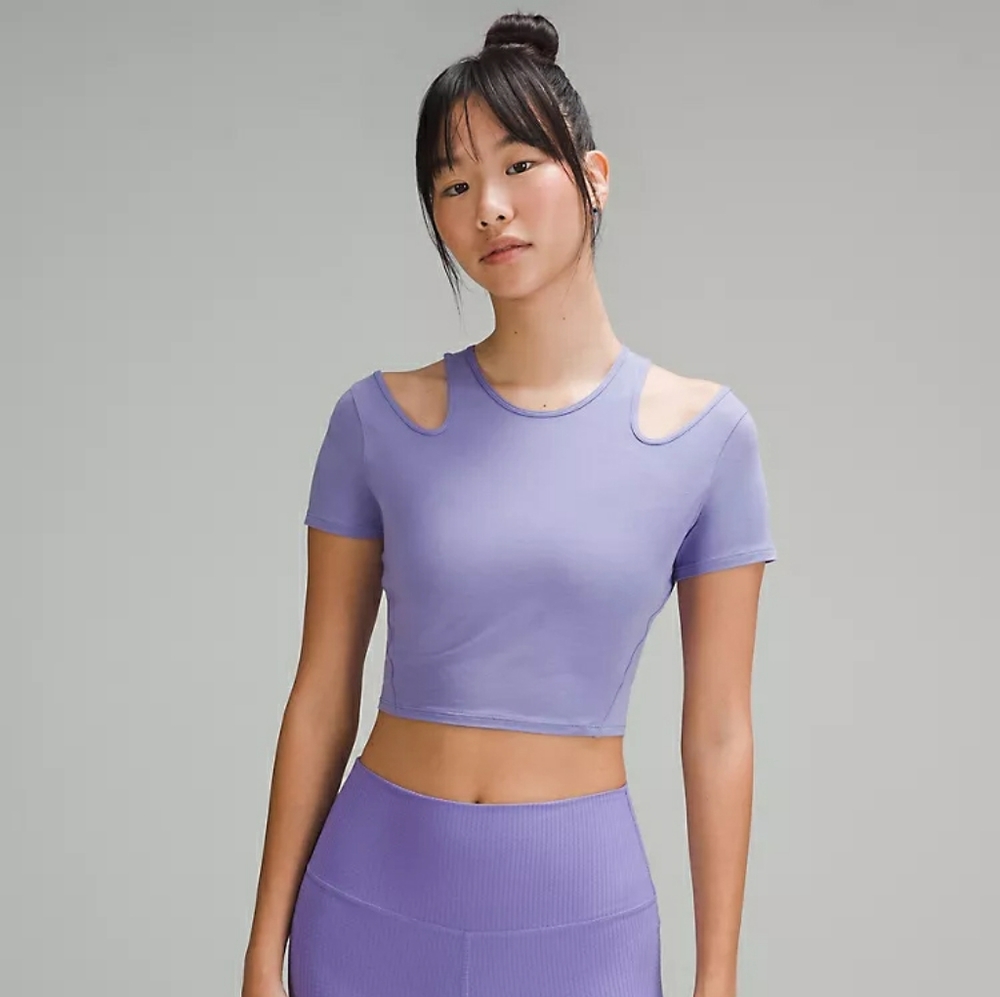 NWT Lululemon Dark Lavender Shoulder Cut-Out Yoga T-Shirt Size 8